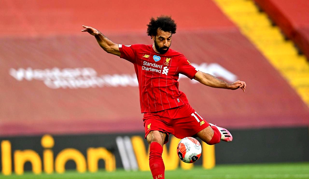 包含萨拉赫连续三场比赛得分超过出色防守，切尔西不断突破！赛场气氛高涨的词条